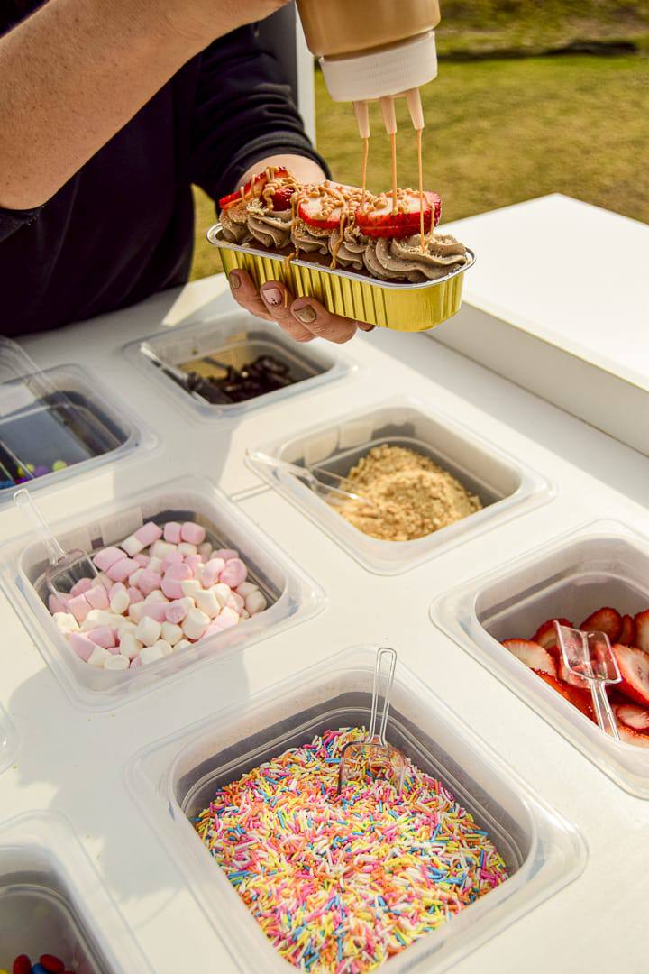 Oh My Nosh Cake Cart (6)